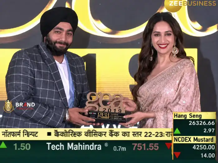 Maskeen Overseas won GEA2019 award for Most Trusted Play School Toys Manufacturer in India