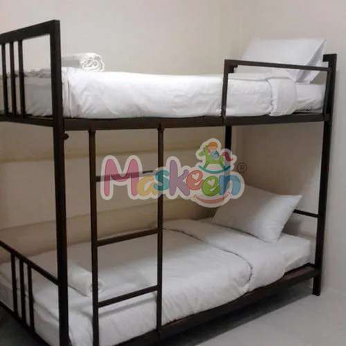 How to Choose the Best Dormitory Furniture for Small Spaces