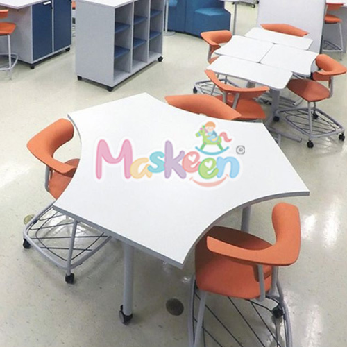 Learning in Motion How Furniture Can Spark Collaboration and Participation